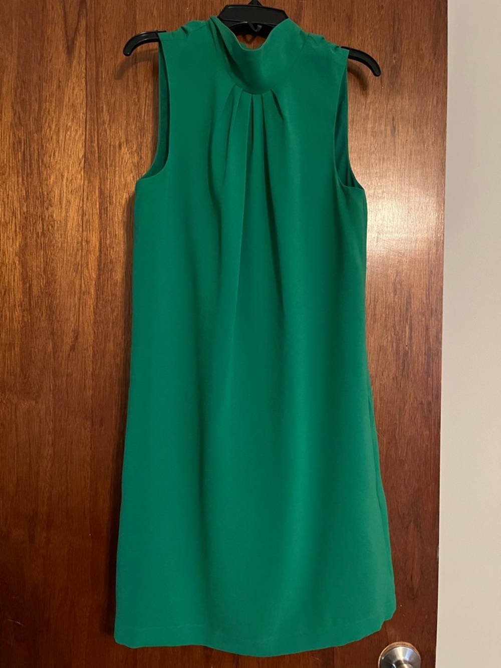 BCBGMaxAzria Emerald Sleeveless Shift Dress